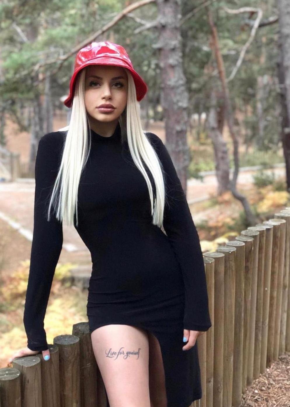 Ela Arnavutköy Yeni̇mahalle Escort Bayan Arnavutköy Yeni̇mahalle Escort Ela Fotoğrafı (3)